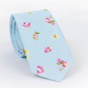 Light blue floral skinny tie